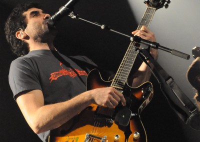 Les Ogres de Barback 2013 guitare